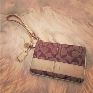 *1 DAY COACH SALE,ALL COACH MUST GO*Coach wristlet